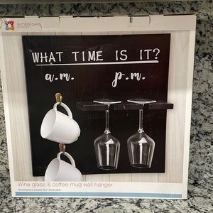 Wine glass & coffee mug wall decoration